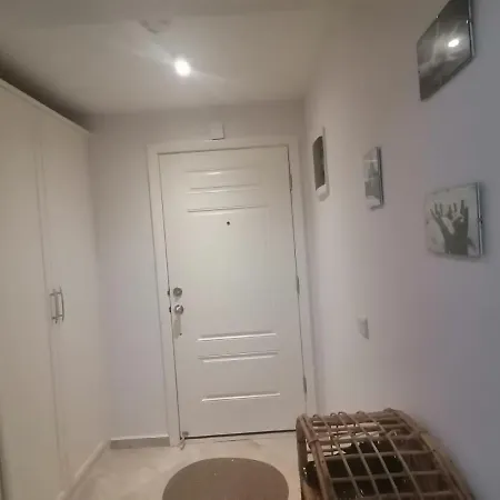 Seaside Residence, Villa Gül, Denize sıfır, 3 Yatak odalı , 6 Kişilik ,Triplex Site İçerisinde Havuzlu Villa Fethiye